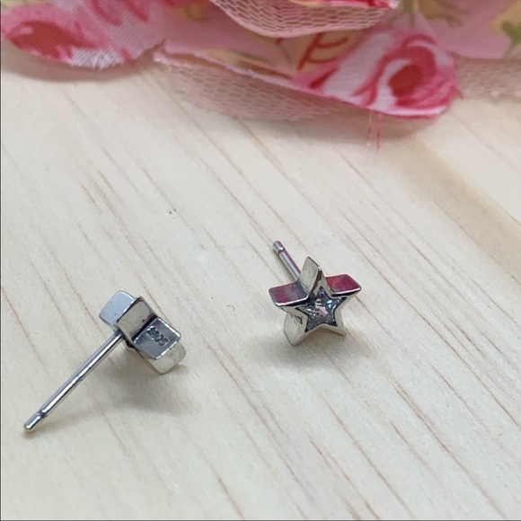 Sterling Silver 925 Star Stud Earrings - Picture 4 of 6